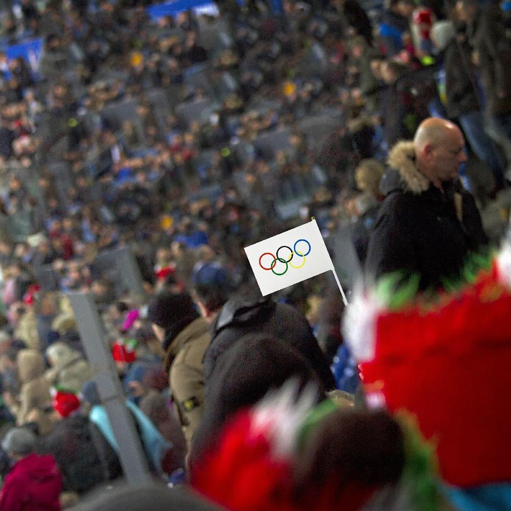 20 шт. 14 x 21 см ручные мини-флаги с олимпийскими кольцами