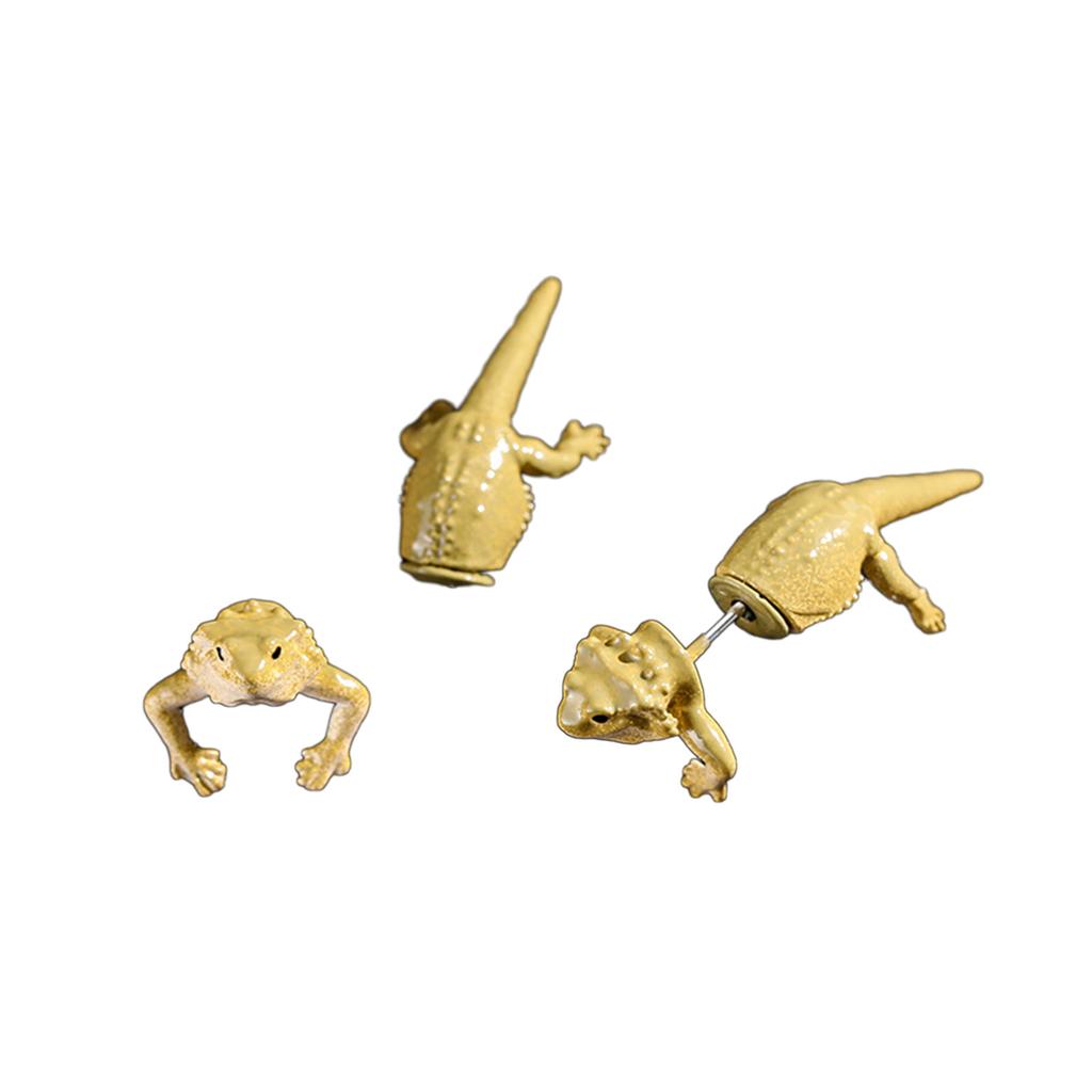 Stylish 3D Lizard Earrings Punk Rock Ear Studs Versatile Animal Themed Accessory Jewelry for Fashion Enthusiasts