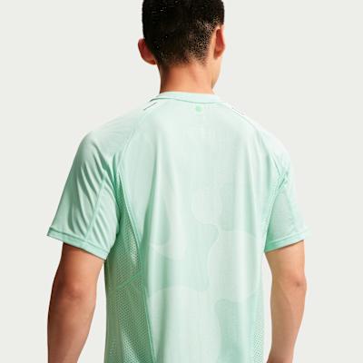 Men's Nike Running T-Shirts Men's Arctic Green Crew Neck Moderate Straight Fit
