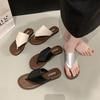 Thick-soled Flip-flops for Women's Outer Wear 2025 New Summer Outer Wear Cool Slippers Retro Beach Cool Slippers