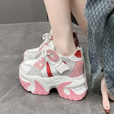 Модные женские кроссовки на платформе, дышащие сетчатые туфли 2025, новые весенние массивные кроссовки на танкетке, со скрытым каблуком, полые повседневные туфли для женщин