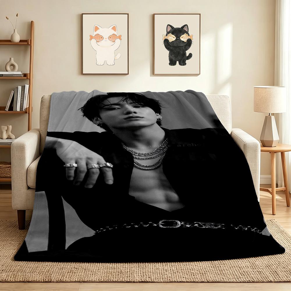 Urban Style Flannel Blanket Throw Blanket Soft Warm Sofa Bed Camping home Decor Unique Christmas Gift C92659