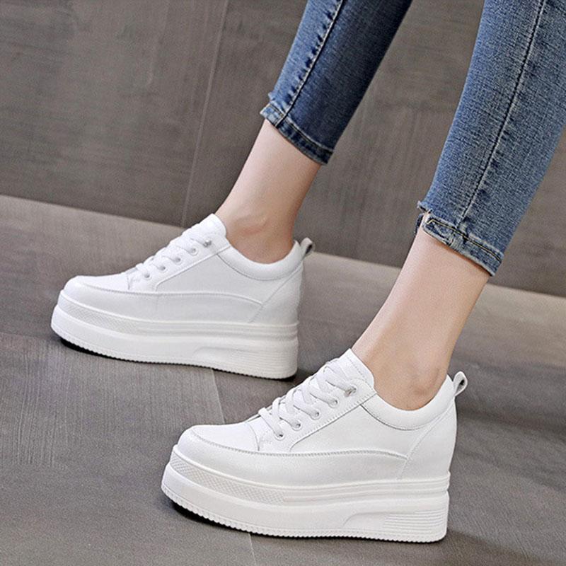 100% натуральная кожа модные кроссовки женские на плоской подошве брендовые женские плоские туфли на платформе увеличивающие рост 8 см черные белые туфли A4835