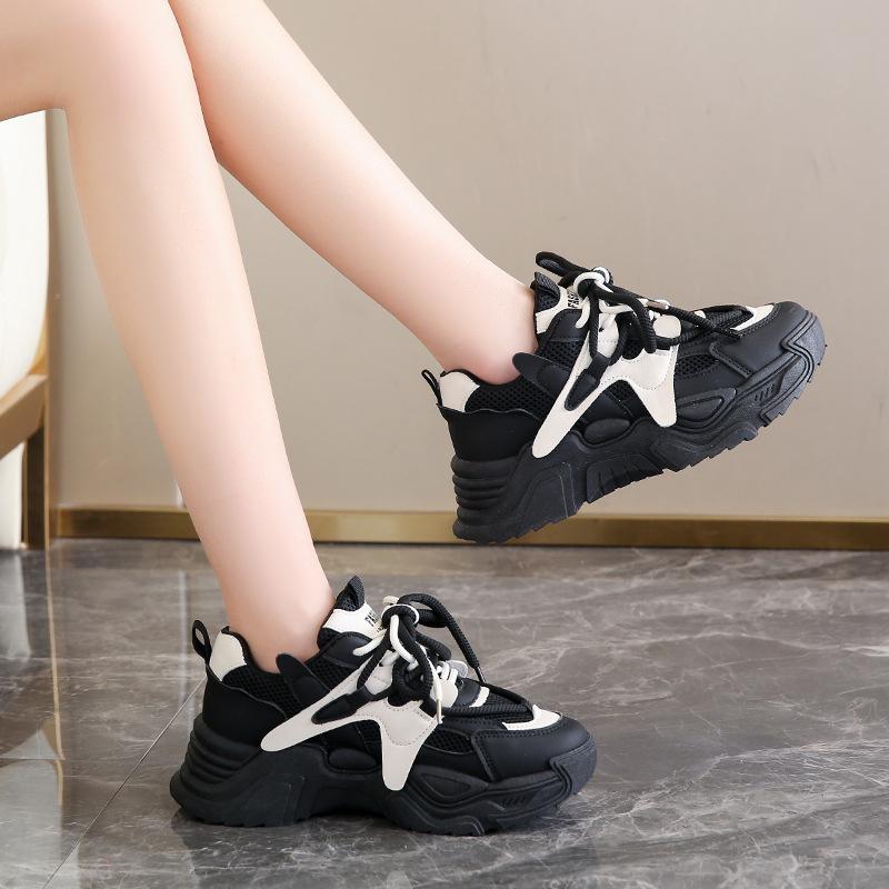 Туфли на толстой подошве для женщин, весенний стиль, модные, универсальные, увеличивающие рост, привлекающие внимание, небольшие спортивные, беговые и повседневные туфли