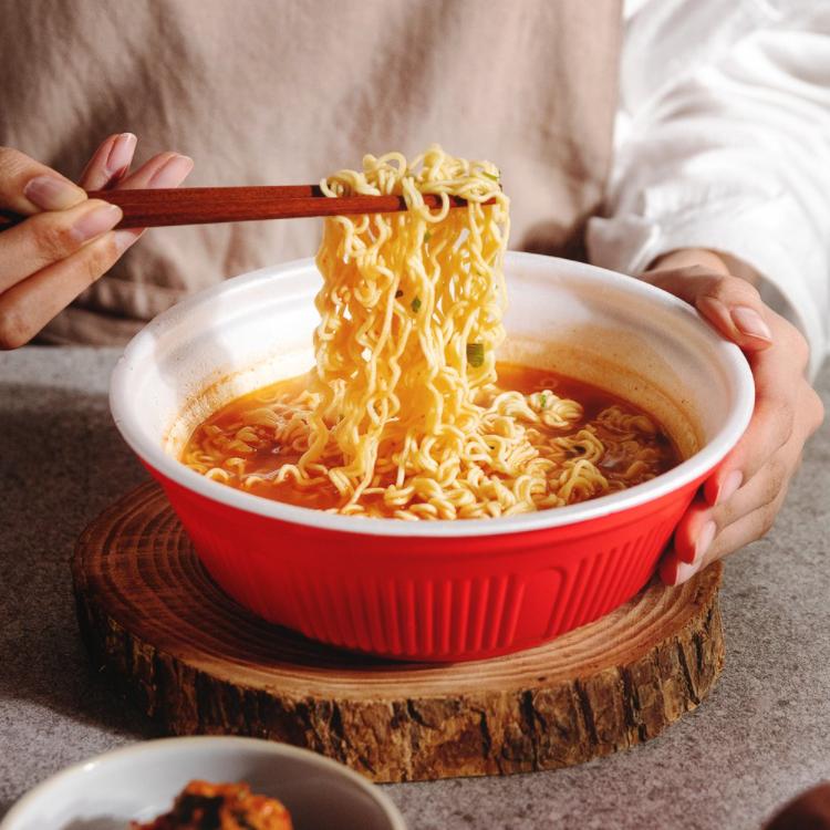 Paldo Ван Туконг Рамэн в чашке 110г (3 разных количества)