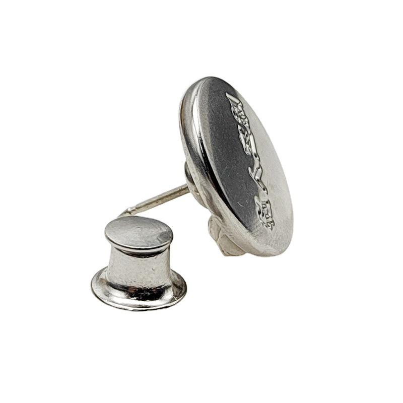 Съемная пряжка для фиксации штор без кнопок