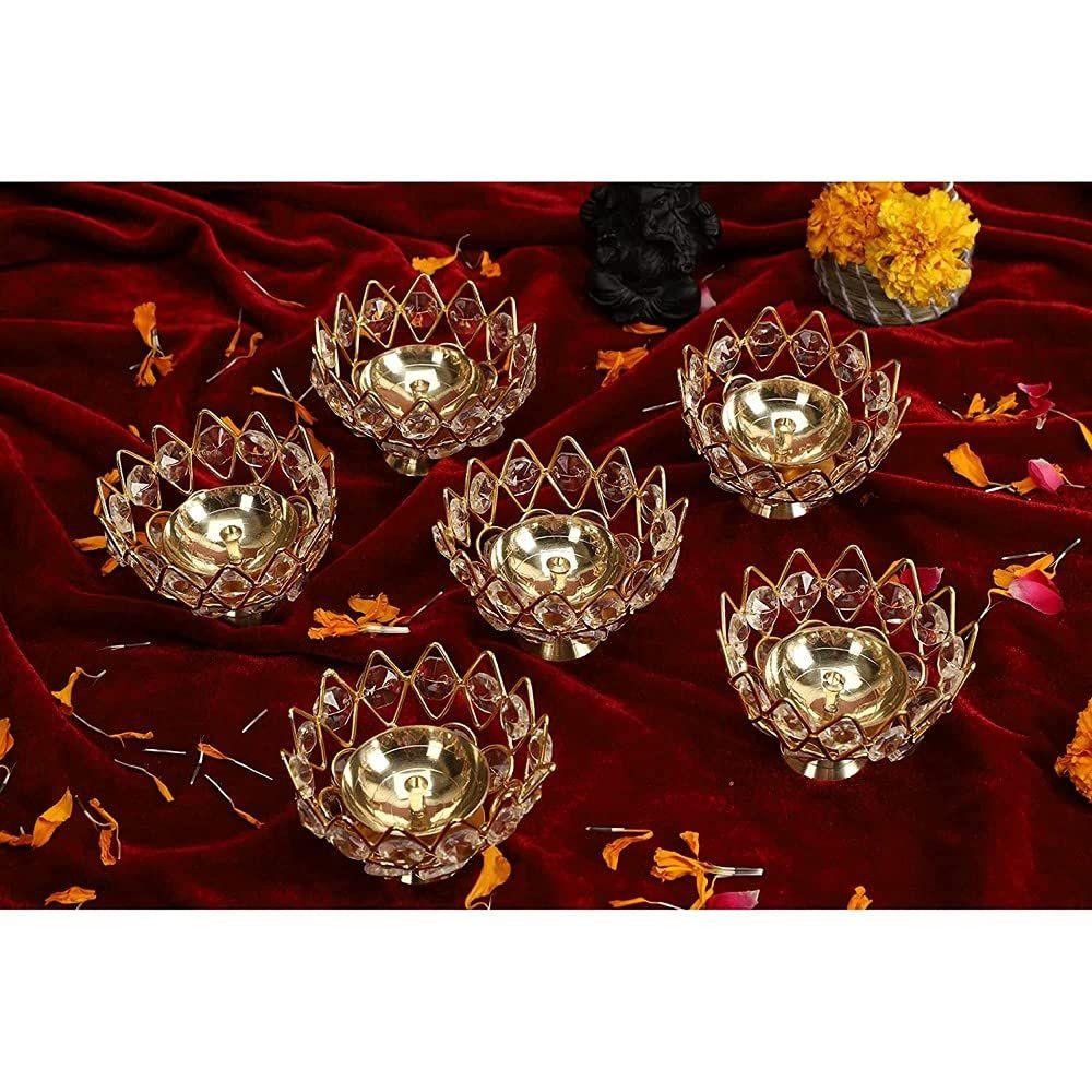 Декор Металлический Кристалл Форма Лотоса Золотой Цвет Латунь Дия - Уникальный Дизайн, Домашняя Декоративная Масляная Лампа Для Пуджи Набор из 6 шт.