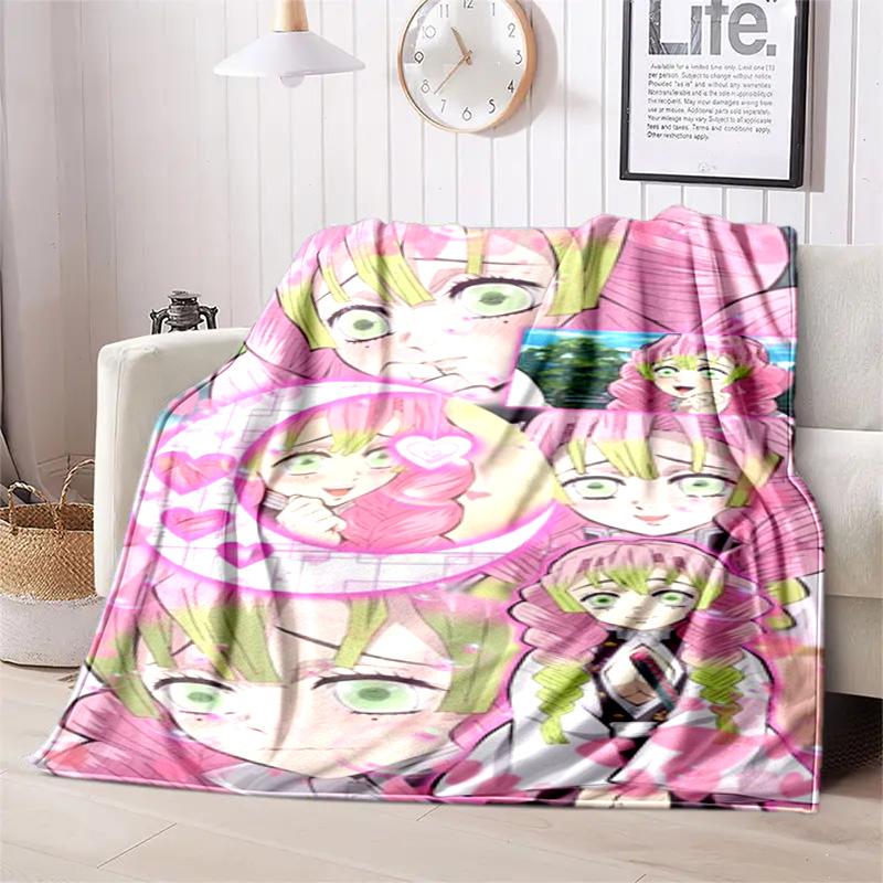 Japanese manga artist Koyoharu Gotouge's Demon Slayer blanket Soft and portable four season home bed, office travel, lunch break, warm blanket K14