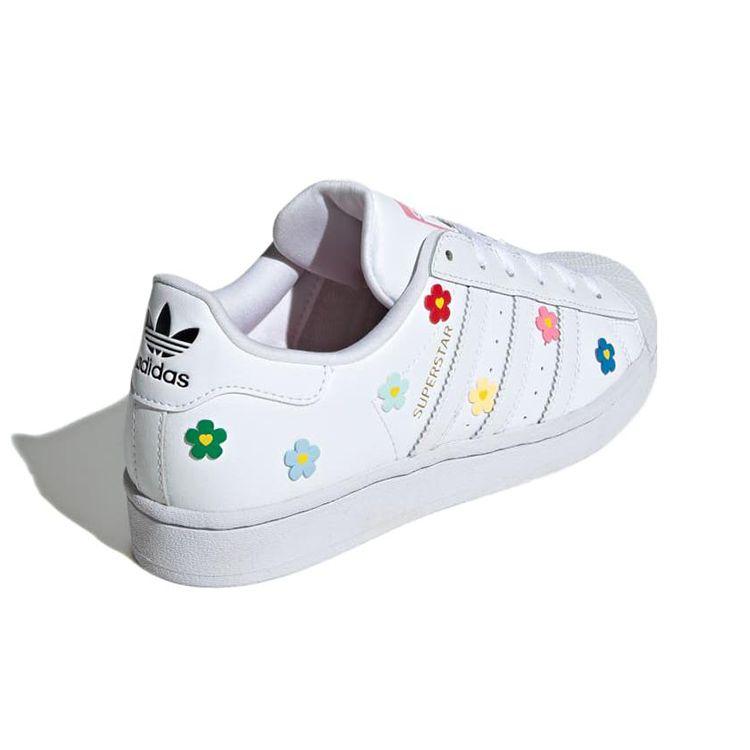 Hello Kitty x adidas Superstar J Разноцветные Цветочные Детские Кроссовки Белый Облачно-Белый Основной Черный ID7279