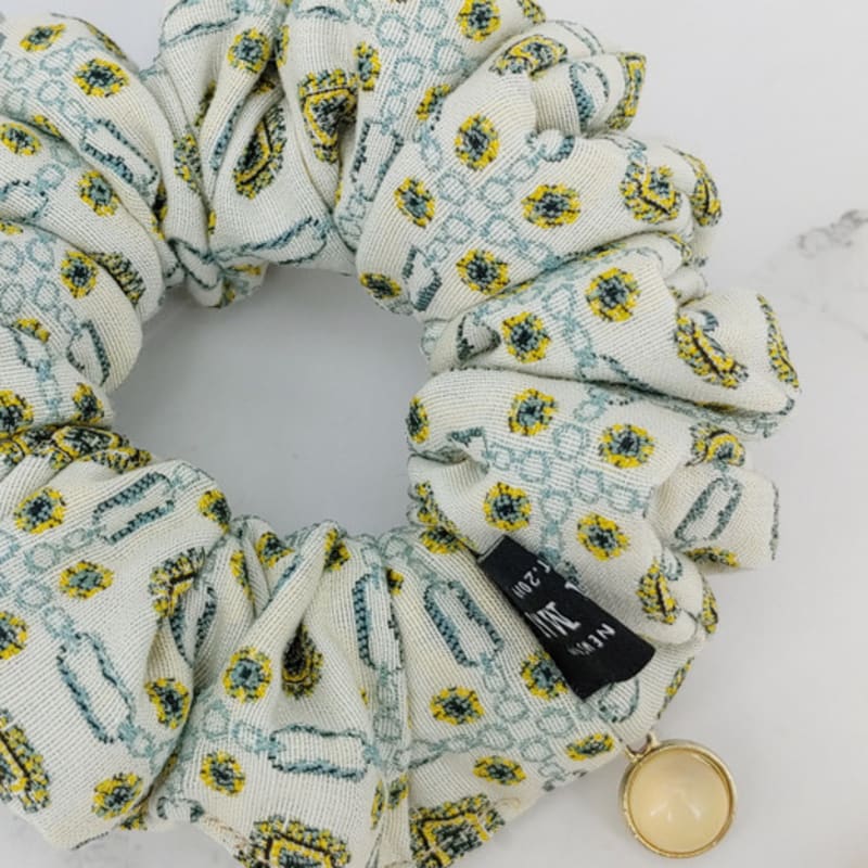 MAIA Roy Jacquard Tripe Shushu-Ivory
