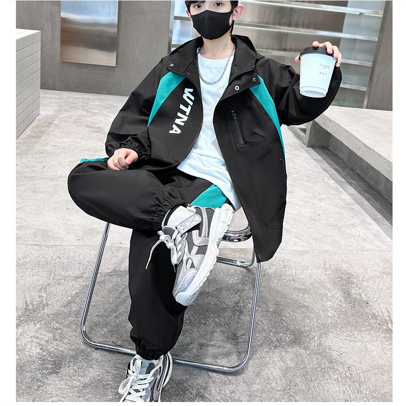 Костюмы для мальчиков на весну и осень, Детские весенние куртки с капюшоном, Крутые и красивые костюмы-двойки для больших детей, Модные и крутые