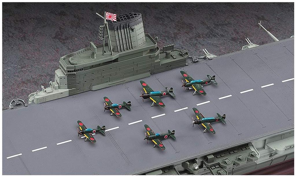 Hasegawa Пластиковая модель авианосца ВМС Японии Shinano Z03 1/450