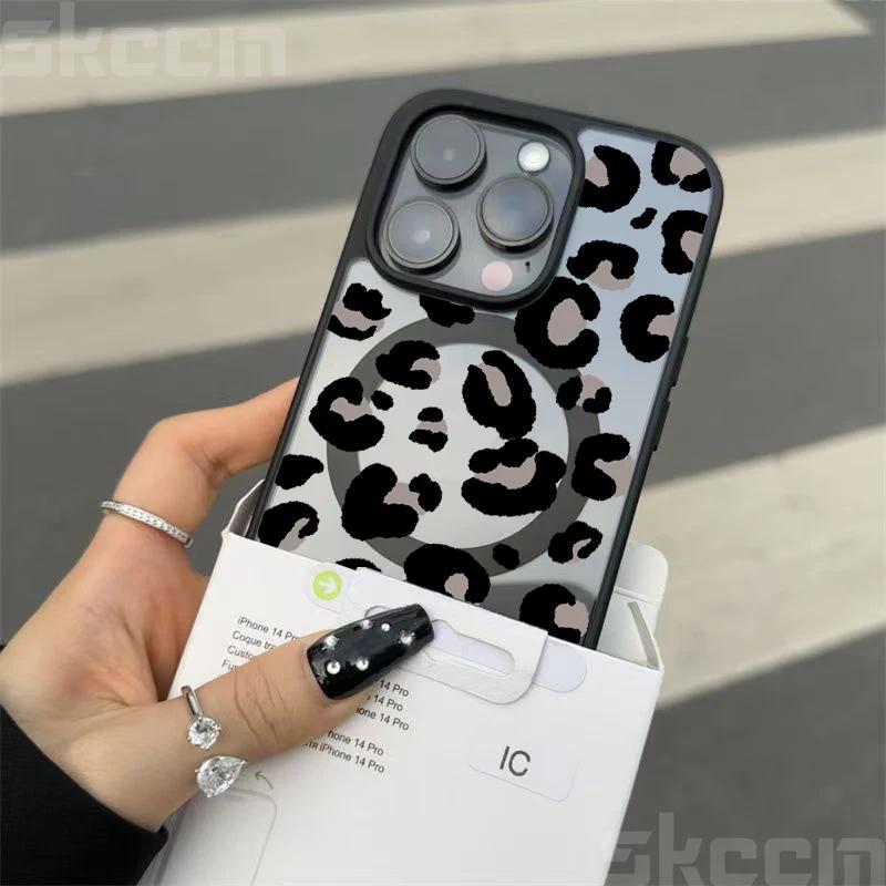 Прозрачный чехол с леопардовым принтом для iPhone 16 15 14 13 12 11 Pro Max Plus XS XR 16E Матовый чехол с магнитом для беспроводной зарядки