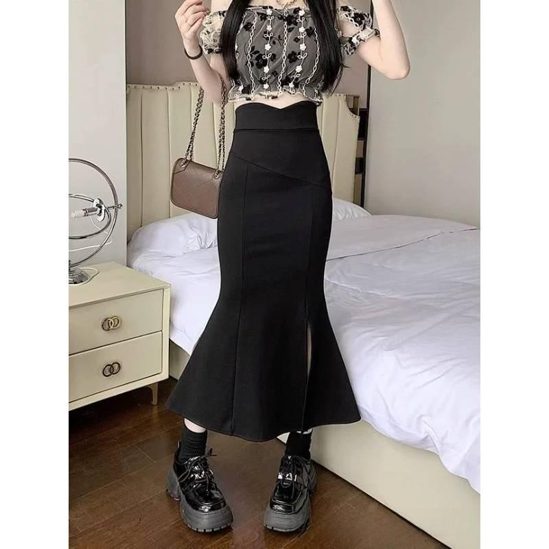 Black Mermaid Skirt With High Waist And Side Slit For Elegant Office Wear