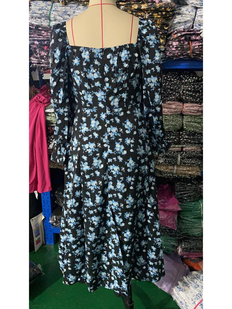 Весна 2024 г. Женское платье с принтом, длинными рукавами, квадратным воротником и разрезом в европейском и американском стиле