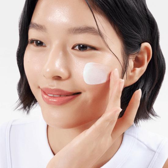 ABIB Sedum Hyaluron Sunscreen Watery Tube SPF 50+ PA++++ 50 мл