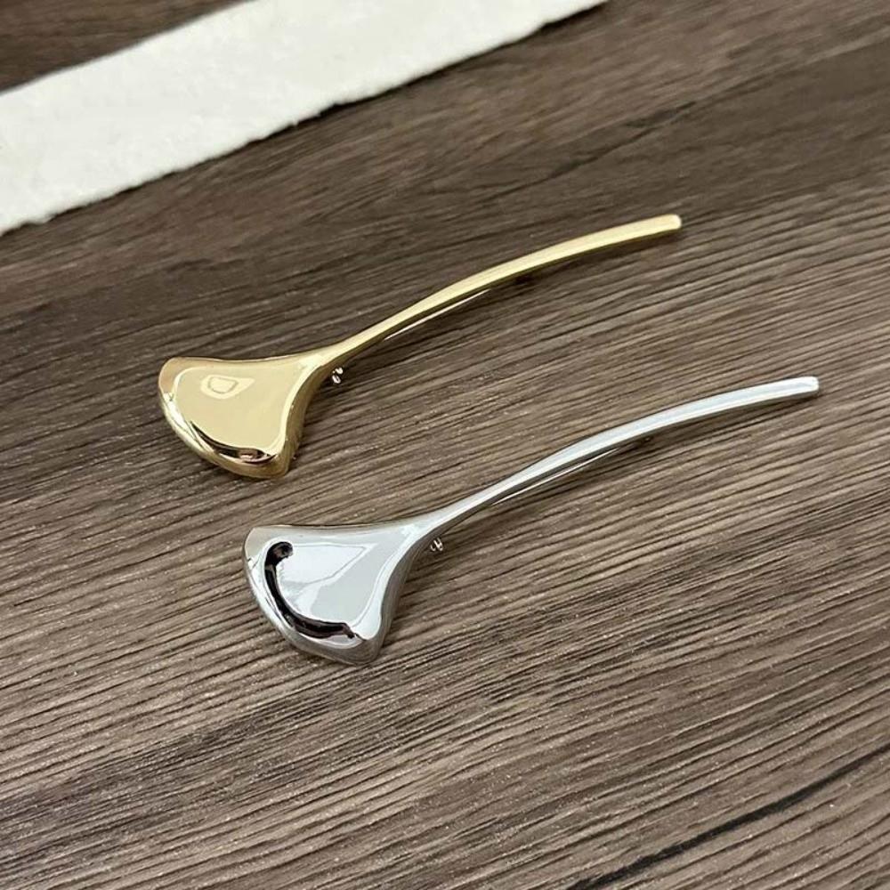 Vintage Long Leaf Pin French Style Metal Glossy Brooch Uniform Ginkgo Leaf Brooch Party