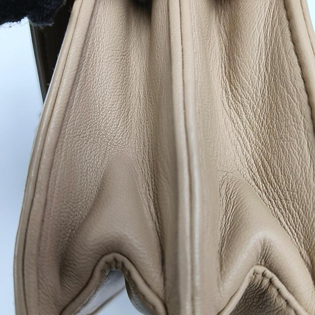 [Pre-Owned] Fashionable Elegant Pleated Lambskin Crossbody Shoulder Bag - Very Good #1T7WNYD