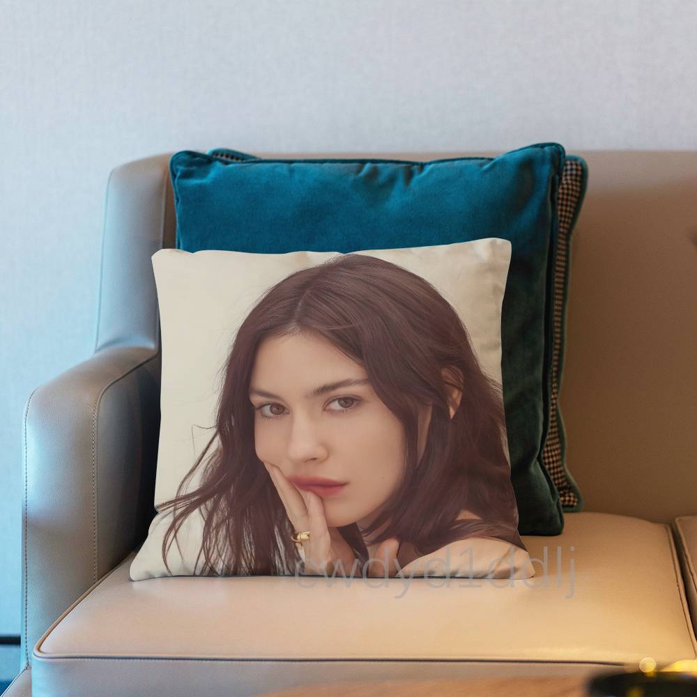 GGracie Abrams The Secret of Us Pillow Case Short Plush Sofa Decorative Gift Home Doublesided Printing Cushio