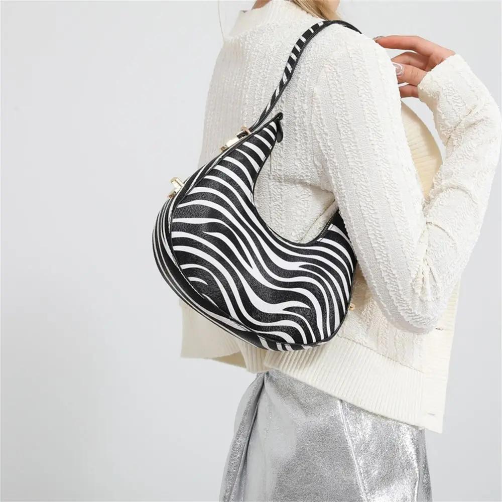 Мягкая сумка из искусственной кожи для женщин Большая вместимость повседневные дорожные сумки портативные сумки подмышки Женская мода