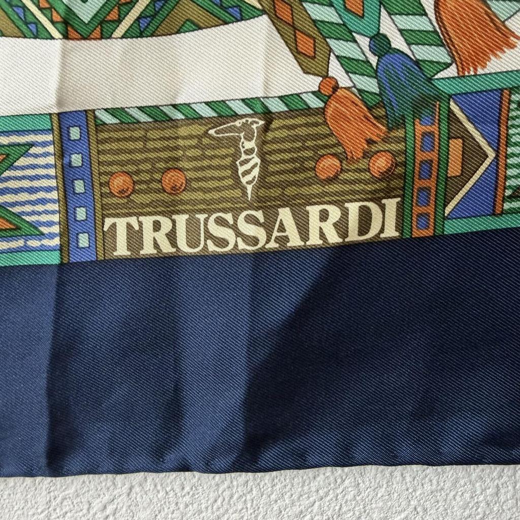 Б/у Шарф TRUSSARDI Большой Шелковый С Принтом По Всей Поверхности Темно-синий
