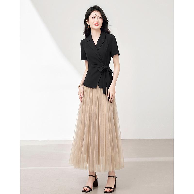 Design Sense Niche Fashion Temperament Slimming Small Figure Suit