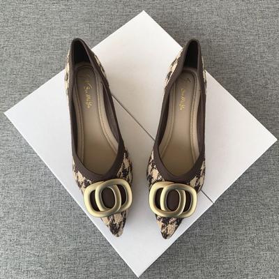 Женская летняя обувь на плоской подошве с острым носком для женщин 2024 года, черная плоская обувь класса люкс, брендовая обувь Chic Point, оптовая продажа, тренд 39, мода