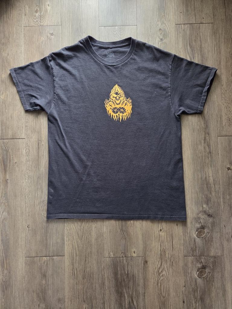 Black & yellow Empyre skull graphic tee Size L