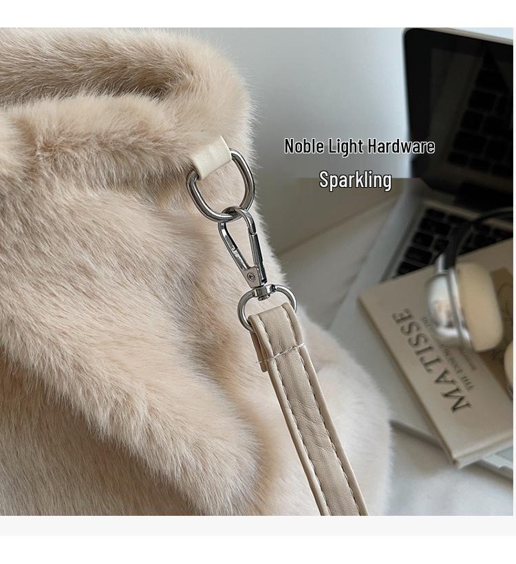 2025 Women's Fashionable Furry Crossbody Bag - High-Value, Casual, Niche Style Handbag