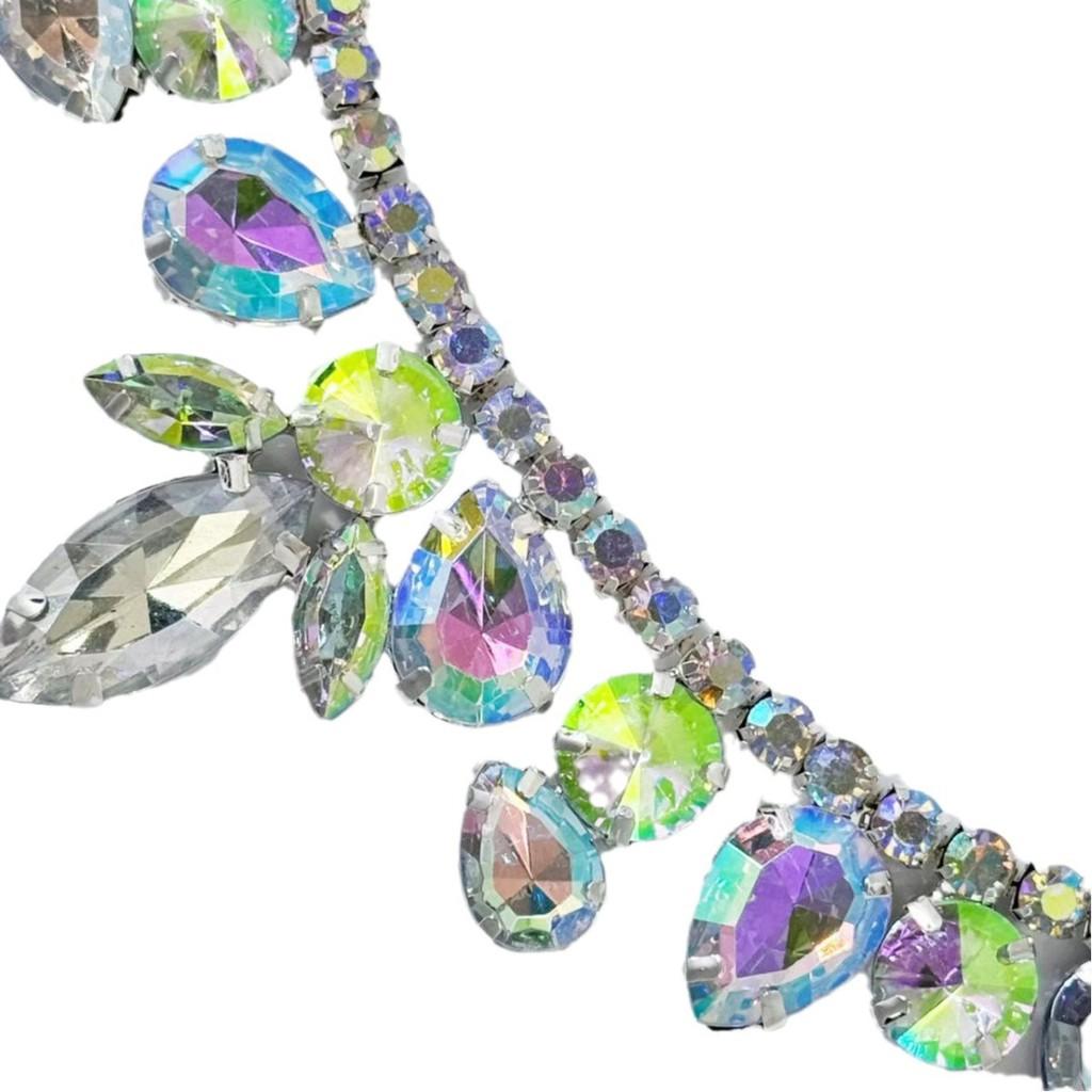 Geometric Water Diamond Pendant Necklace For Women With Gold Or Silver Plating For Casual Wear