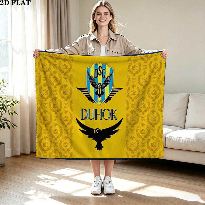 DUHOK SC Logo Print Flannel Blanket High Quality Warm Comfortable Cover for All Seasons Perfect for Gifts Home Decor