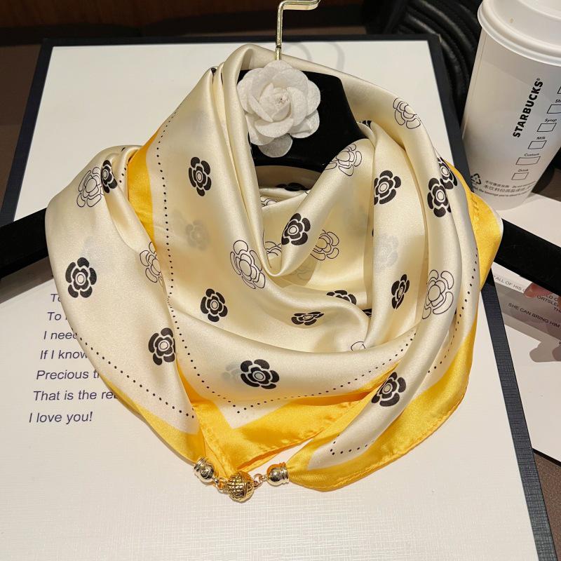 Magnetic Buckle Silk Neck Scarf: Triangle Design for Women, 70x70cm, Lightweight Spring/Summer/Autumn Accessory