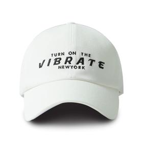 Кепка VIBRATE Space (белый)
