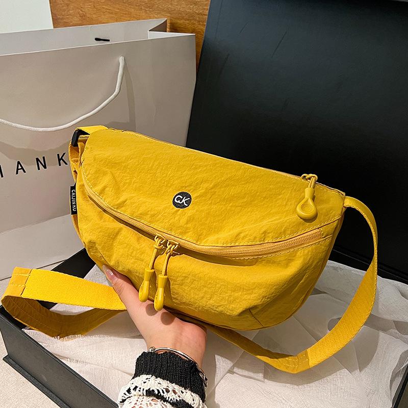 Сверхлегкая водонепроницаемая нейлоновая сумка кроссбоди - Женская большая вместимость, универсальная подмышечная сумка-седло