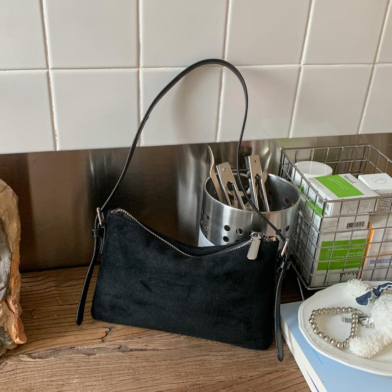 Сумка под мышку с леопардовым принтом женская 2025 новая осенне-зимняя французская нишевая высококлассная сумка-мессенджер сумка на плечо маленькая квадратная сумка в стиле Spice girl