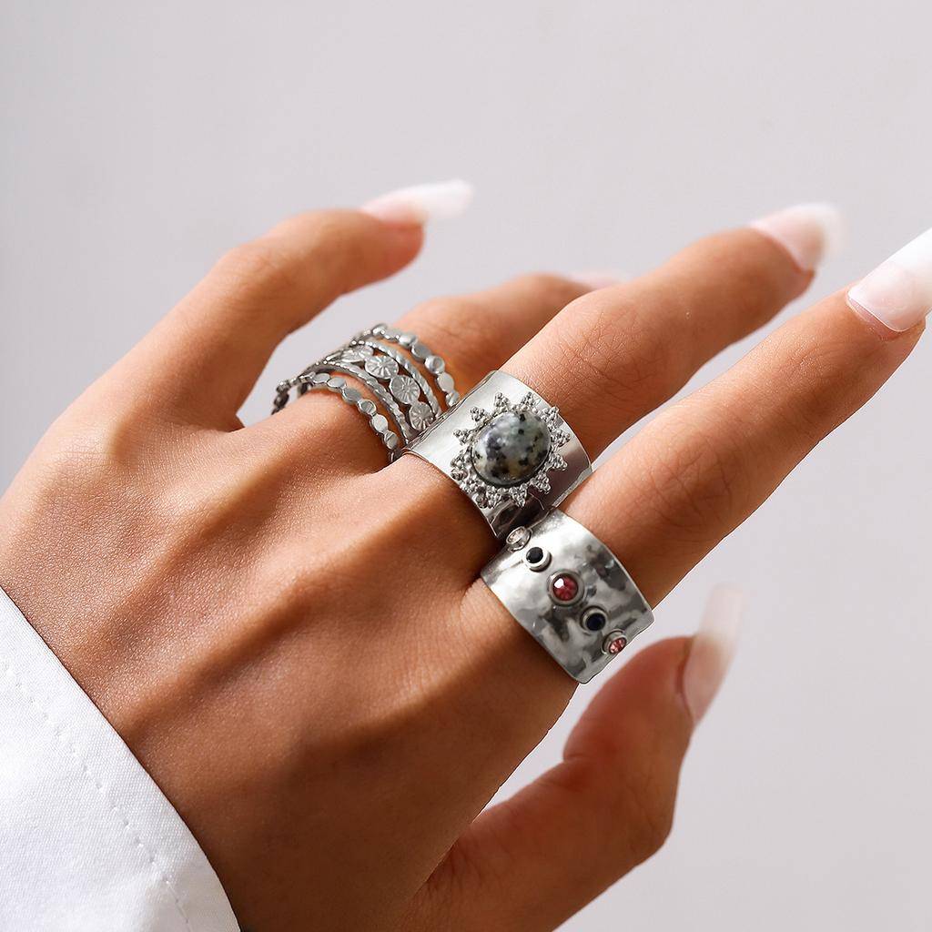 3Pcs Colorful Zircon Crystal Wide Rings Set for Men Women Vintage Metal Elegant Inlaid Rhinestone Finger Rings Jewelry Gifts