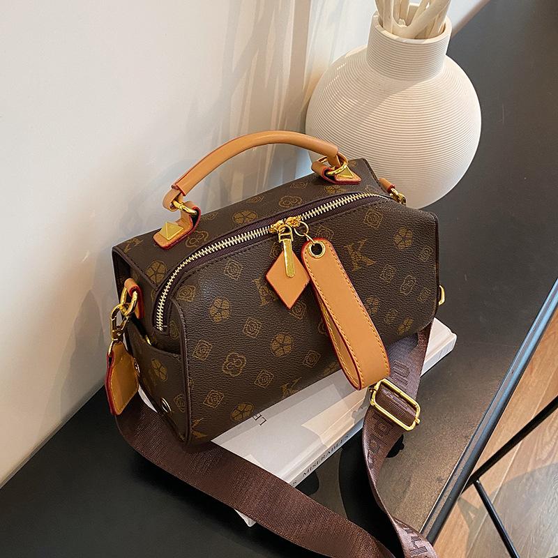 Премиальная сумка женская новая ретро мода сумка-бостон сумка-подушка универсальная на плечо сумка-мессенджер