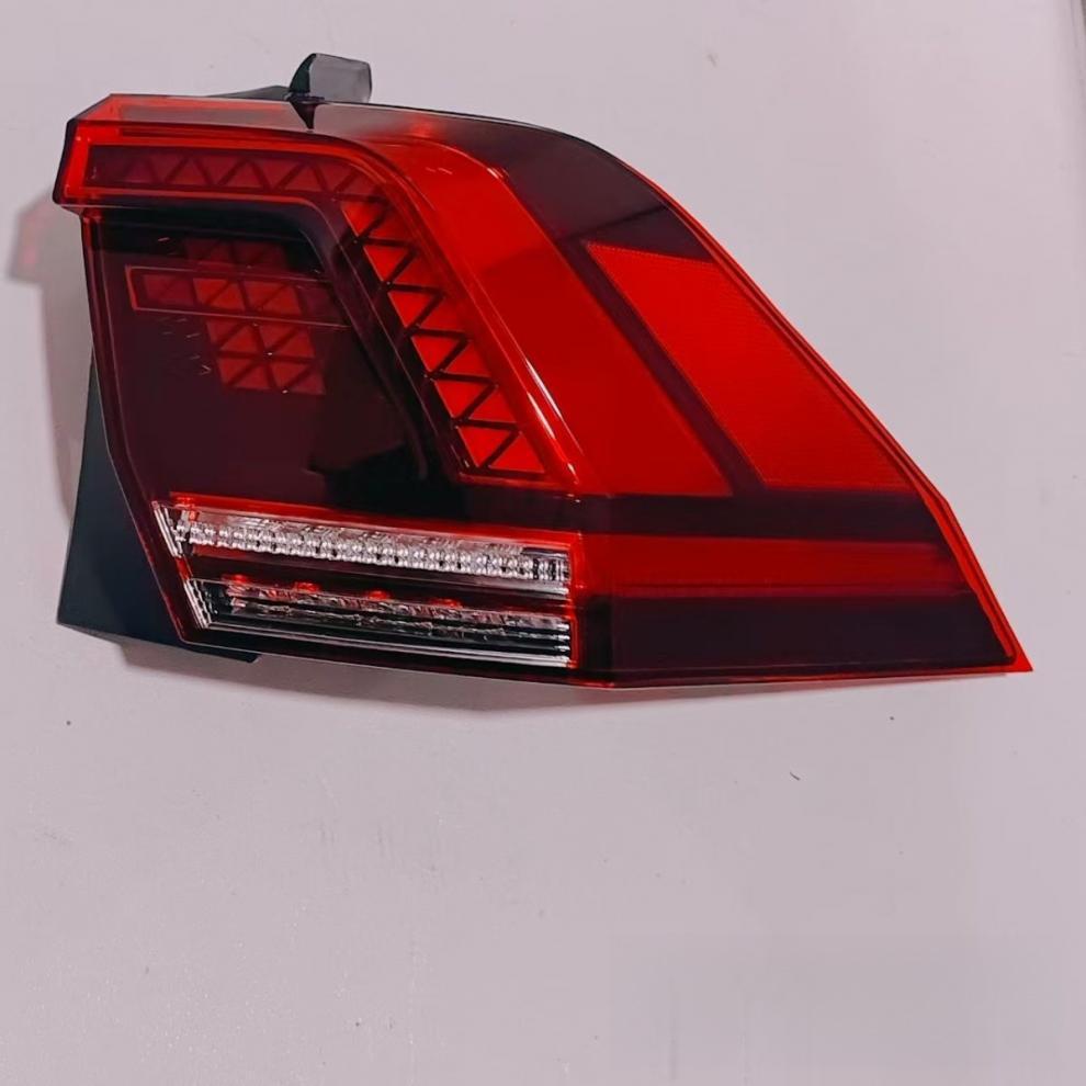 Volkswagen Tiguan L 17-21 Rear LED Tail & Brake Light Assembly
