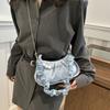 Korean Style Cloud Shoulder Bag PU Leather Pleated Handbag Casual Pearl Chain Crossbody Bag  Travel