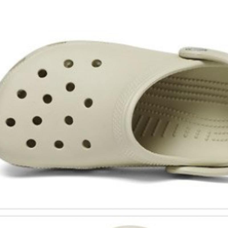 Выберите 1 из 8 видов классических сабо Crocs