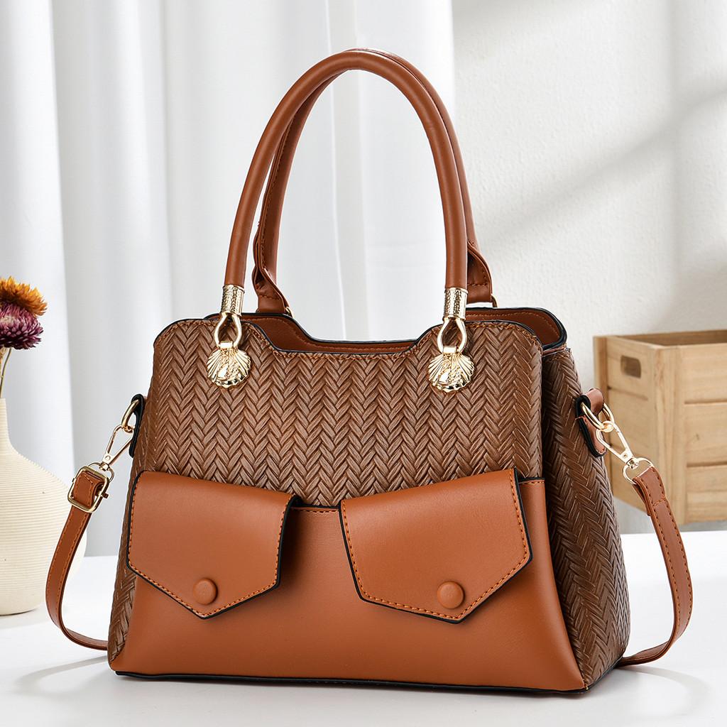 Trendy Womens Crossbody Bag With Soft Structure And Inner Zipper Pocket