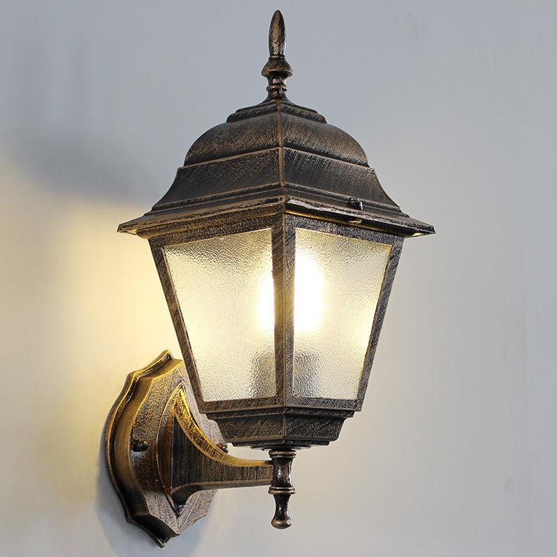 Ретро Водонепроницаемый Наружный Настенный Светильник для Балконов, Дворов и Лестниц - Американский/Европейский Стиль