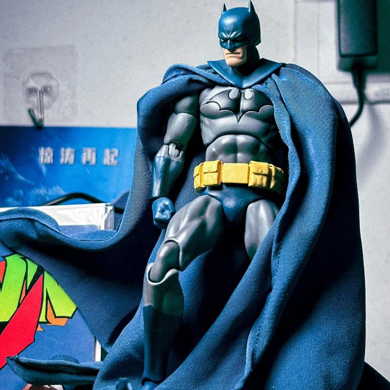 CT Toys Mafex105 Бэтмен из Мультивселенной: Тише (Сине-серая версия) Комиксная Версия Модель KO Фигурки Действия Декоративная Кукла Мальчик Игрушка Подарок