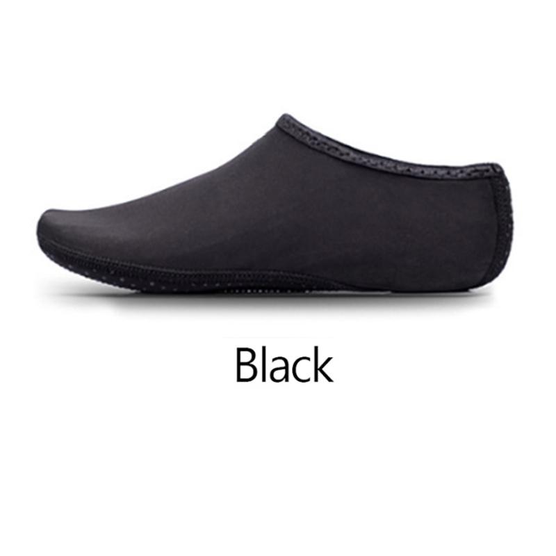 Quick Dry Aqua Socks Ideal For Beach Swimming And Water Sports