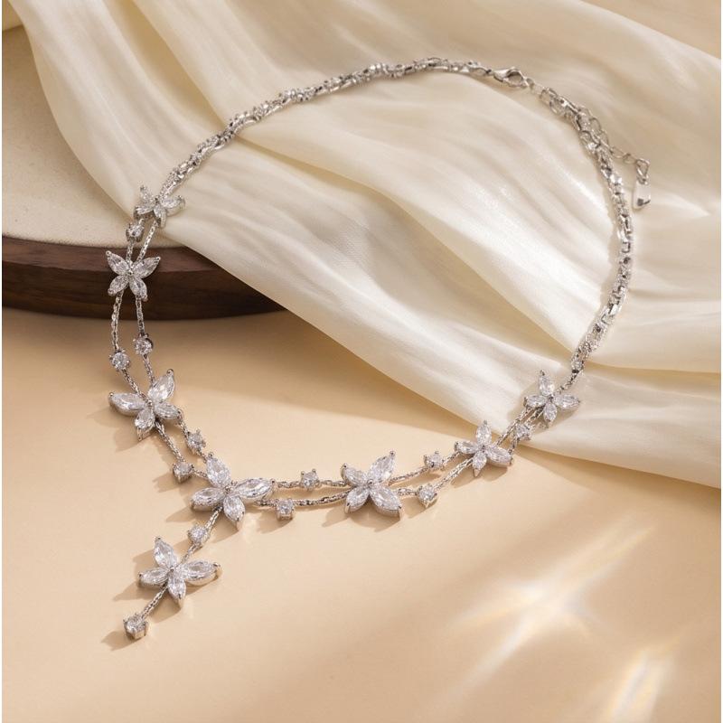 European and American-style, lightweight luxury butterfly and teardrop cubic zirconia jewelry set, featuring tassel necklaces and earrings, a unique