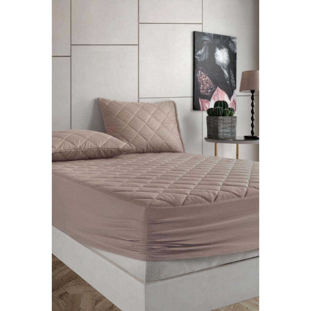 Набор разноцветных стеганых эластичных простыней из 100% хлопка Formeya (включая 2 чехла для подушек)