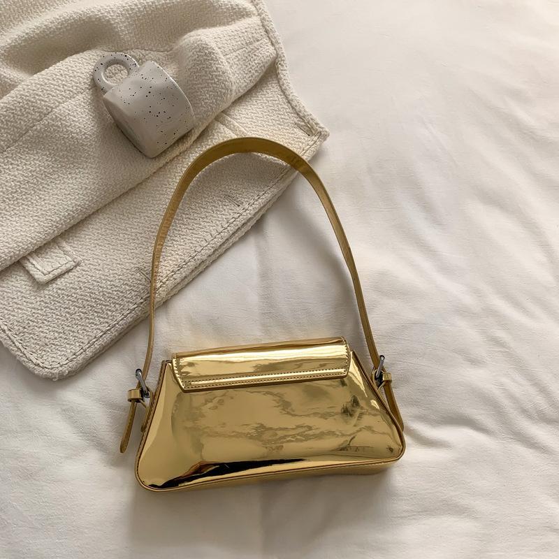 Сумка модная женская сумка новая 2025 корейская версия модная глянцевая сумка подмышку внутри интернет-знаменитость конфетный цвет маленькая квадратная сумка