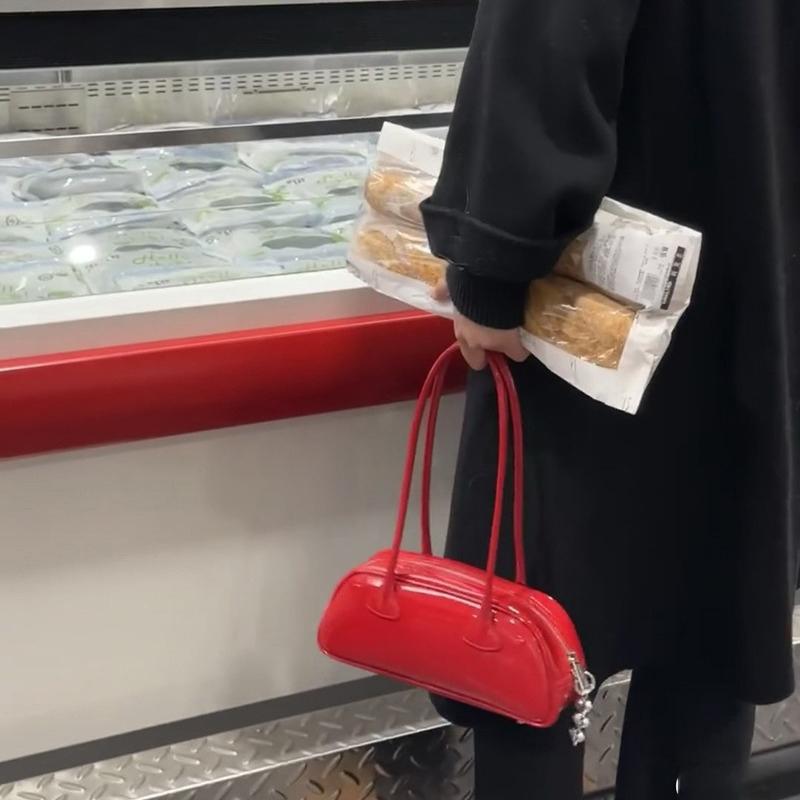 Модные продвинутые женские сумки через плечо из ПУ кожи, повседневные красные, большой вместимости, подмышечные сумки для женщин, черные, простые женские сумочки