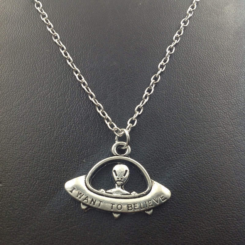 Модное ожерелье с подвеской Alien, ожерелья с космическими людьми, ожерелья с НЛО, преувеличенные крутые ювелирные изделия