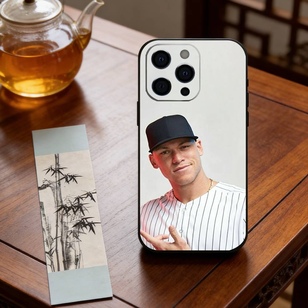 Чехол для телефона Аарона Джаджа для iPhone 17, 16, 15, 14, 13, 12, 11 Plus, Pro Max, Другие Мягкий Черный Чехол